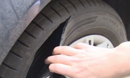 Изтрещял наряза гумите на 36 коли в карловското село Иганово