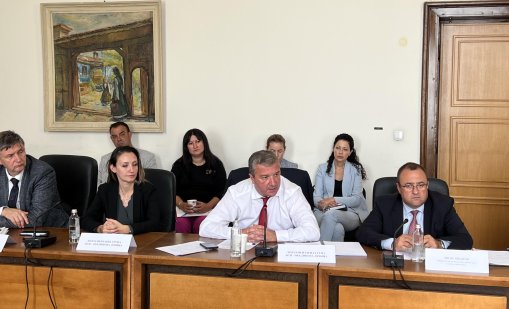 Парламентът ще съдейства за осигуряване на вода в бедстващите райони