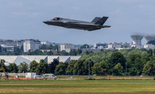 НАТО изпраща изтребители F-35 в Източна Европа
