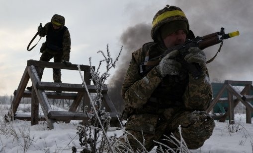 Как руската военна машина малтретира и експлоатира собствените си войници?