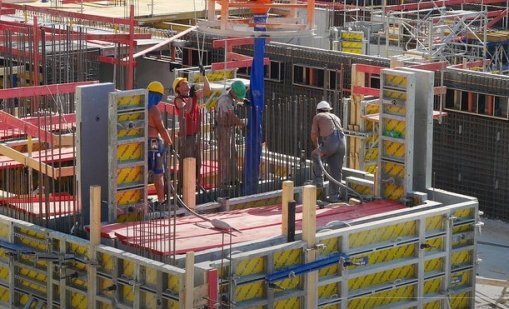 Внасяме ударно чужденци, за пет месеца над 24 000 