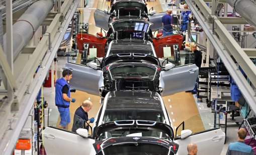 Революция на 4 колела: ЕК въвежда клас достъпни електромобили за до 20 хил. евро