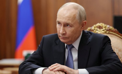 Путин &ldquo;отвръща&rdquo; на Г-7 със среща на лидерите на АСЕАН в Русия