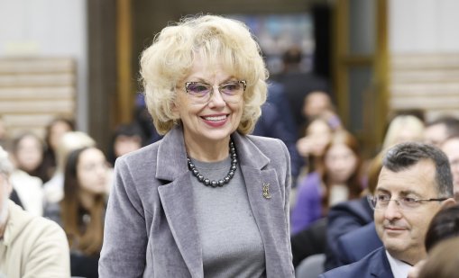 Велева: Българският народ лесно дава любов, но така както люби, лесно мрази