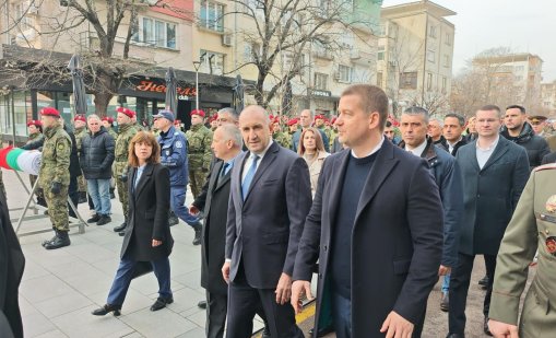&ldquo;Прогресивна България" е своеобразен хибрид между НДСВ и ГЕРБ