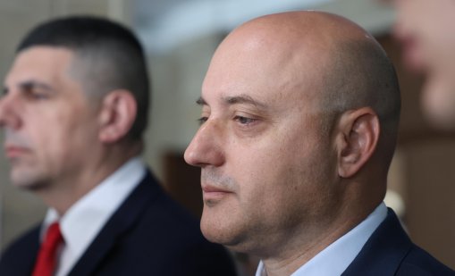 Атанас Славов: Най-отдалечен и нямащ нищо общо с модела Борисов - Пеевски е Андрей Гюров