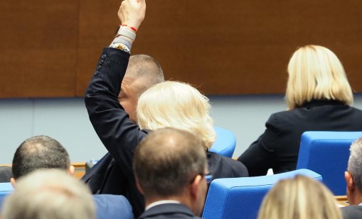 Депутатите отвързаха ръцете на КЗК, ще може да извършва проверки на място 