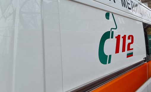 Мъж загина при тежка катастрофа между два тира и две коли край Враца