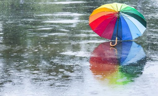 И днес чадъри, дъждовете спират чак в неделя 