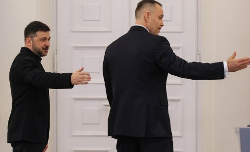 Полша отне най-високото държавно отличие на Зеленски