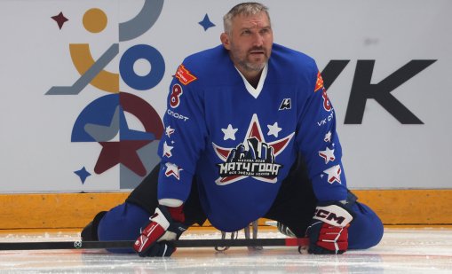 Феновете молят Овечкин: Още една година!