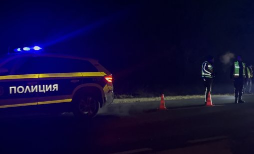 21-годишен с "Мерцедес" е катастрофирал след удар в крава