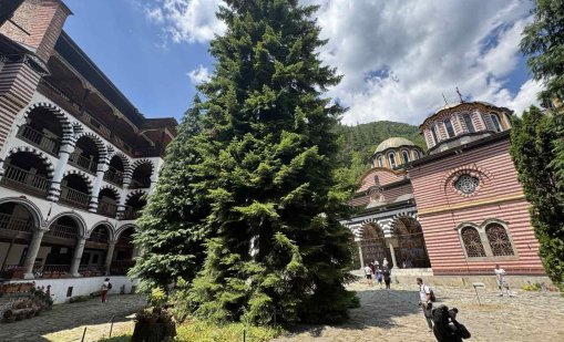 Мекицата край Рилския манастир от 1 лев стана 1 евро, НАП проверява