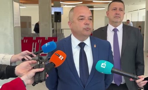 Нов паспорт с валидност 10 г. и временна лична карта ВИДЕО