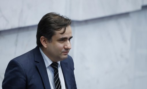 Божидар Божанов: Радев наруши закона, Министерски съвет агитира за Йотова