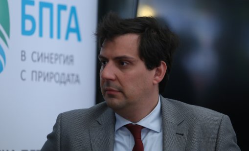 Бенчев за цената на горивата: Няма опасност от поскъпване