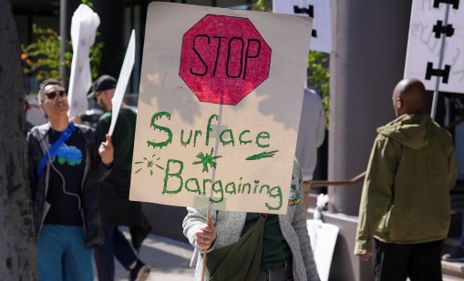 Гилдията на сценаристите в стачка, отмени церемонията по награждаването в Ел Ей