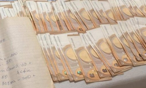 Арестуваха двама общински съветници от Септември за купуване на гласове