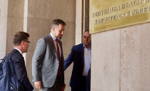 В кадър: Румен Радев се срещна с ръководството на "Литаско" и "Лукойл", какво решиха?