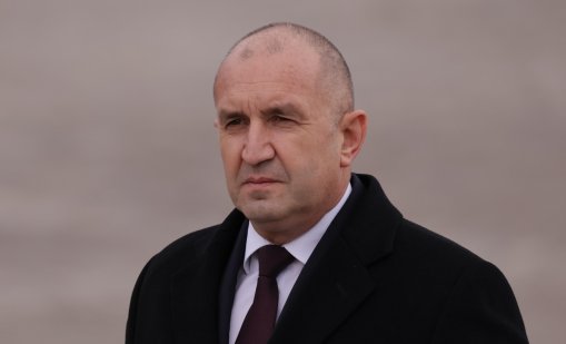 Румен Радев за гласуването в чужбина: Ограничават демократични права