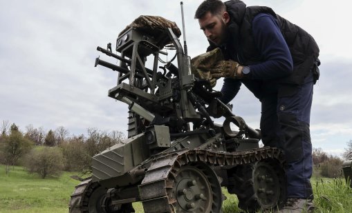 Нова тактика на Украйна: Роботи с M2 Browning заменят войниците в опасни мисии