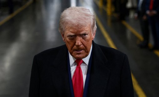 Тръмп призовава иранците да продължат да протестират