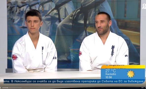 Треньорът Захари Дамянов и каратистът Каан Акиев се готвят за световното по киокушин