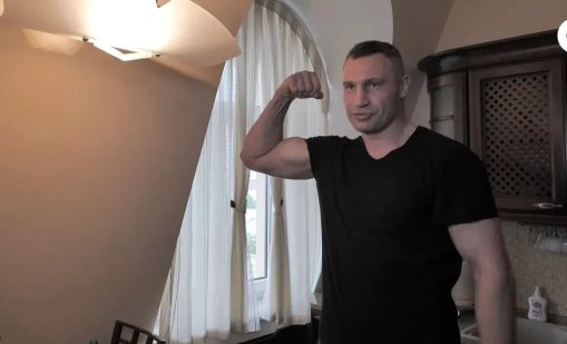 Докато киевчани стоят на тъмно, токът в апартамента на Кличко никога не спира