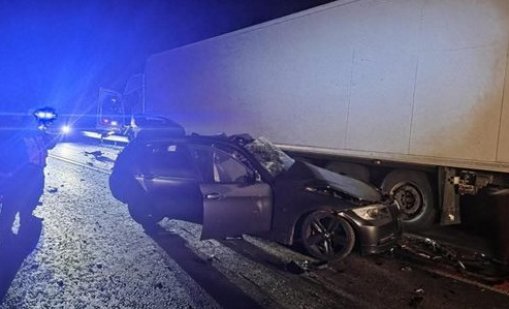 24 и 22-годишни са жертвите на бруталната катастрофа край Търново, изпреварвали в завой