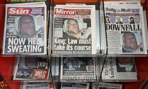 Обмислят Андрю да бъде лишен и от правото да стане крал