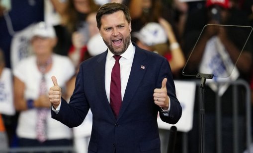 Джей Ди Ванс с най-голямо одобрение в анкета за кандидат-президент