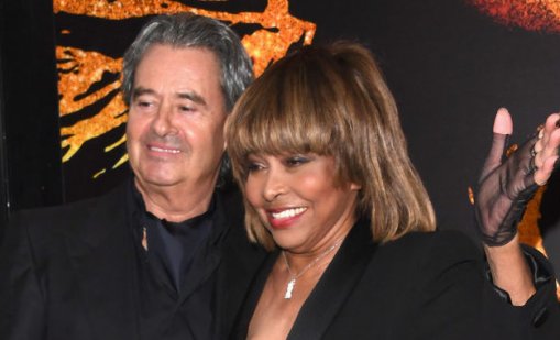 Вдовецът на Тина Търнър си има нова приятелка, влюбен е в 60-годишна американка