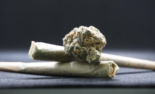 Разбиха испанска престъпна група, превозвала хашиш с хеликоптери 