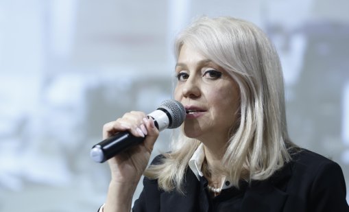 Христо Мутафчиев към шефката на НДК: Абе, моме проста! Кой ти даде поста?