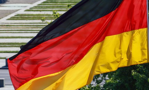 Бивш германски евродепутат глобен след кражба от магазин и съпротива срещу полицаи