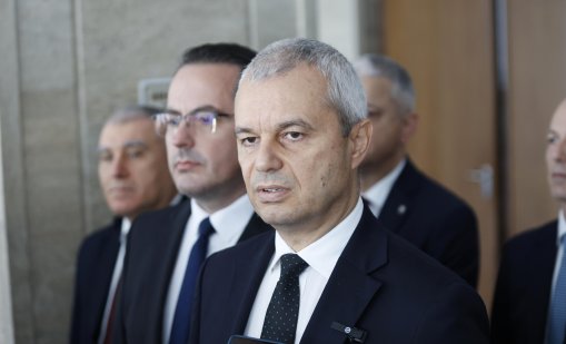 Костадинов атакува Радев, че е дал АМ "Черно море" на Турция