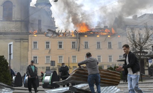 Сблъсъци в украинския град Лвов заради военната мобилизация