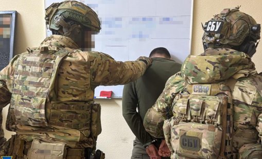 Пореден корупционен скандал в Украйна: Двама са арестувани докато си разменят пачки СНИМКИ