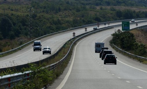 Промяна в движението на магистрала "Струма" днес