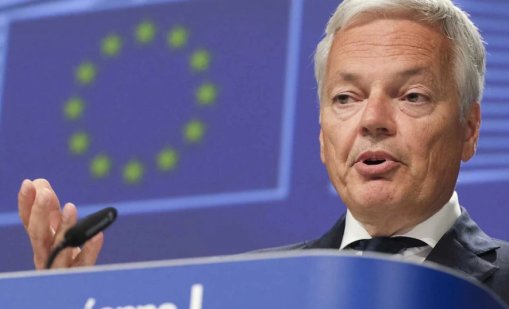 Бивш еврокомисар по правосъдието е обвинен в пране на пари