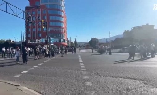 Два протеста затвориха движението на столичния булевард "Цариградско шосе"