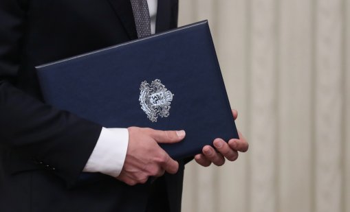 Утре Гюров отива на &ldquo;Дондуков&rdquo; 2, представя кабинета на Йотова