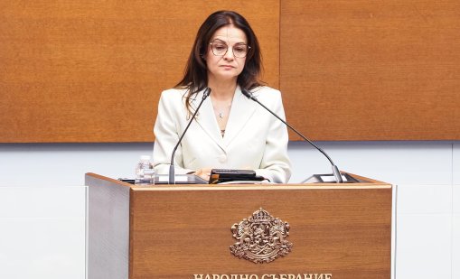 Росица Кирова: ПП-ДБ безсрамно взривиха претенцията си за неучастие в служебната власт