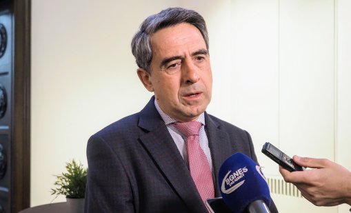 Плевнелиев: Оставката на Петков е чист морален акт