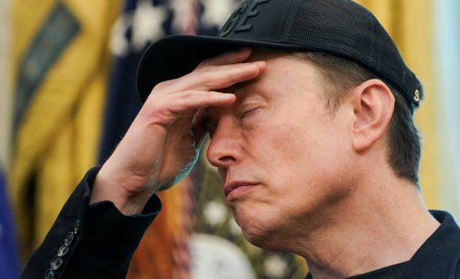 Grok AI за Мъск: По-силен от ЛеБрон Джеймс, по-умен от Да Винчи