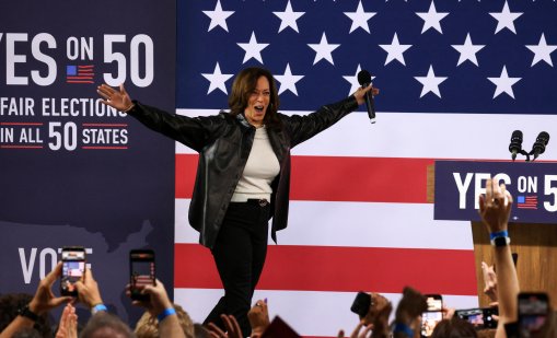 Клуни: Беше грешка Камала да се кандидатира за президент