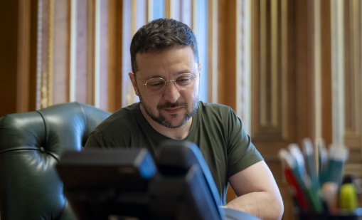 Зеленски провел "топъл и съдържателен" разговор с папа Лъв XIV