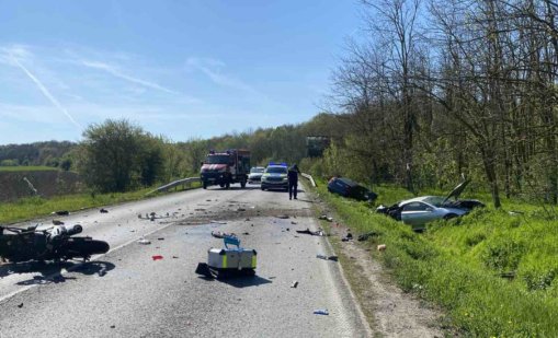 Тежка катастрофа между две коли и мотор затвори пътя Русе - Варна