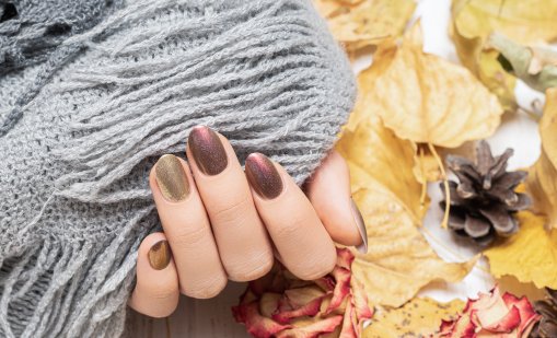 Топ предложения за есенен маникюр