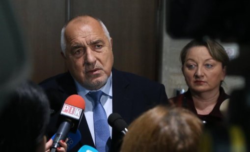 Единствено Борисов се е подписал под искането за оставка на Антон Славчев